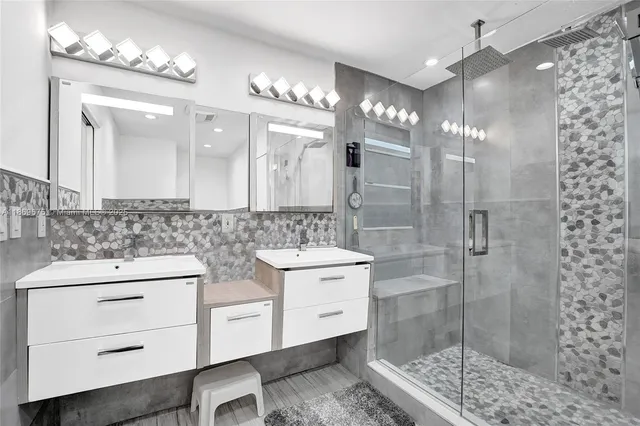 $850,000 | 1636 Southwest 108th Terrace, Davie, FL 33324