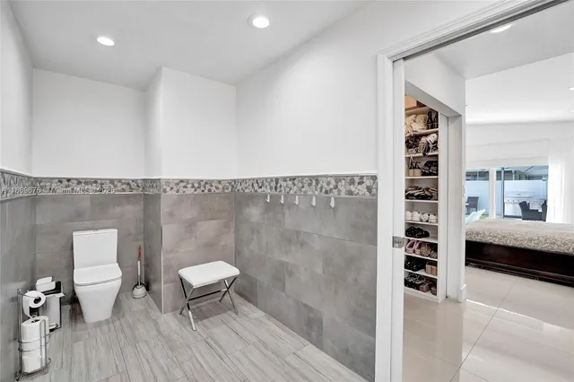 $850,000 | 1636 Southwest 108th Terrace, Davie, FL 33324