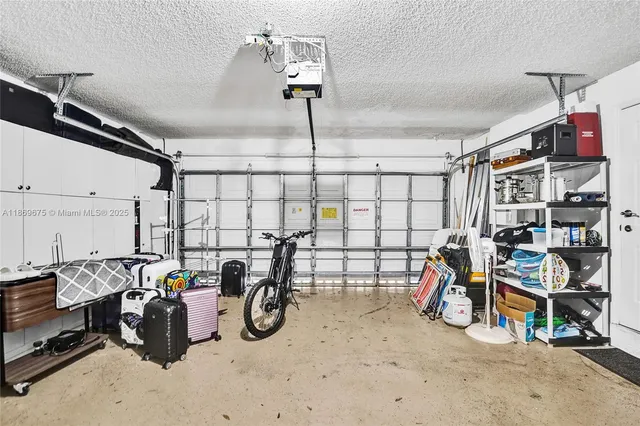 $850,000 | 1636 Southwest 108th Terrace, Davie, FL 33324