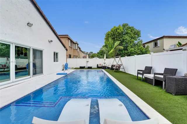 $850,000 | 1636 Southwest 108th Terrace, Davie, FL 33324