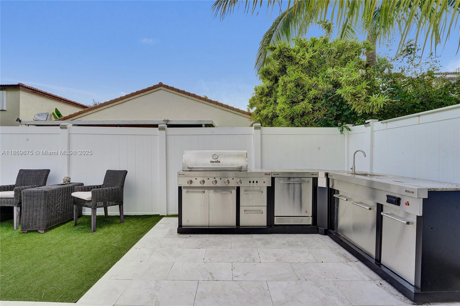 1636 Southwest 108th Terrace Davie, FL 33324 - Photo 72 of 92