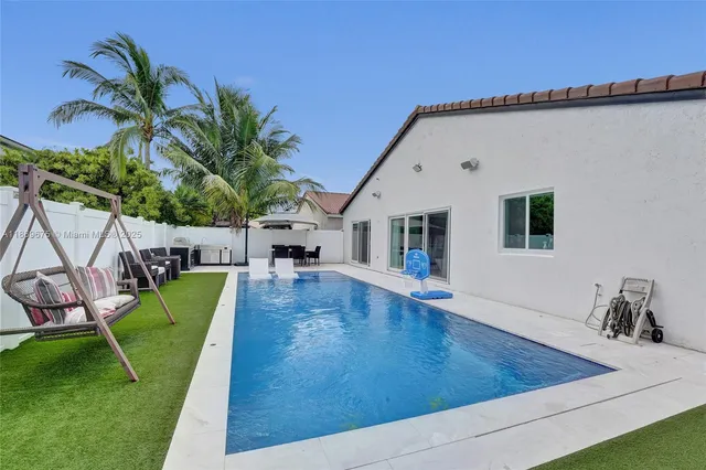 $850,000 | 1636 Southwest 108th Terrace, Davie, FL 33324