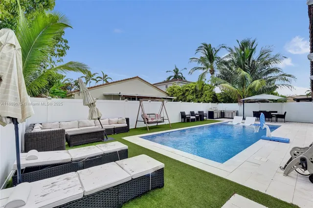 $850,000 | 1636 Southwest 108th Terrace, Davie, FL 33324