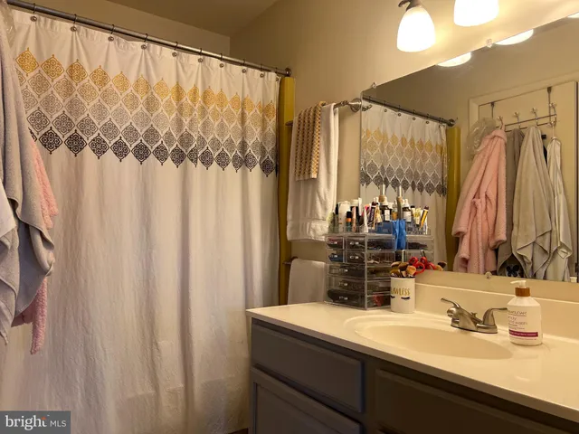 $1,600 | 548 Lopax Road, Harrisburg, PA 17112