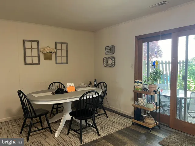 $1,600 | 548 Lopax Road, Harrisburg, PA 17112