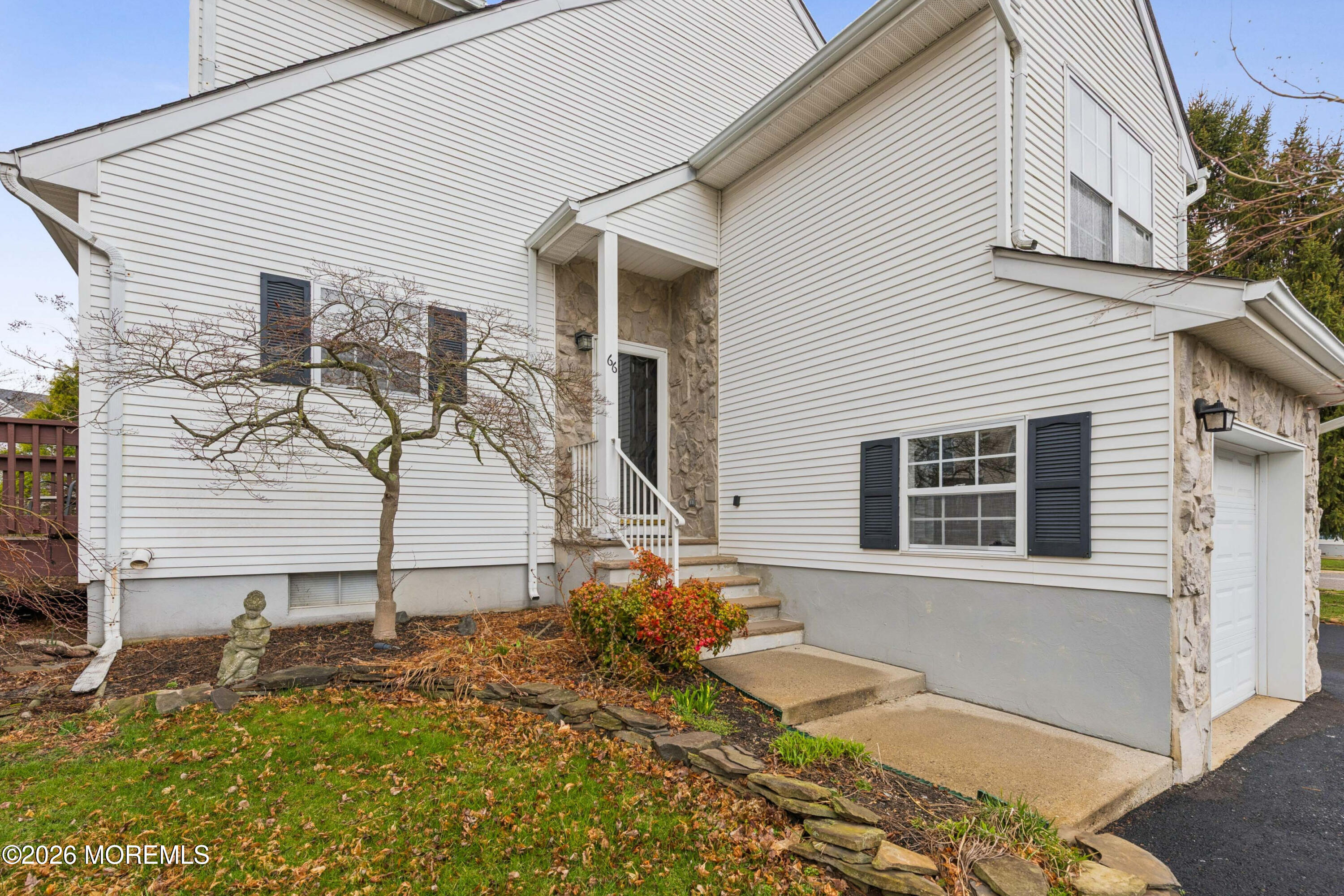 66 Racquet Road Wall, NJ 07719 - Photo 2 of 16 IMG_7821