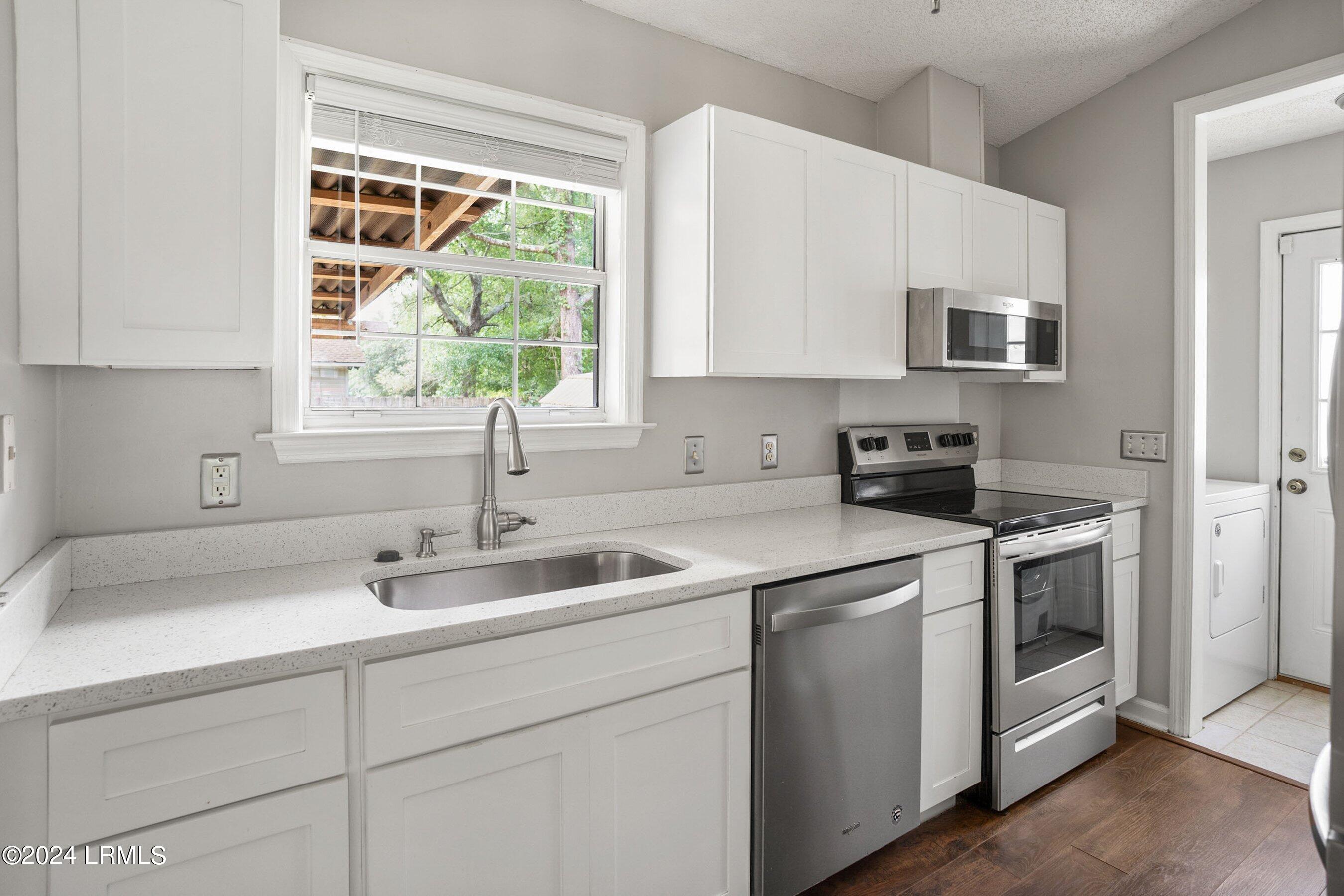 63 Blacksmith Circle Beaufort, SC 29906 - Photo 15 of 32 DSC01667-80.jpg-SMALL