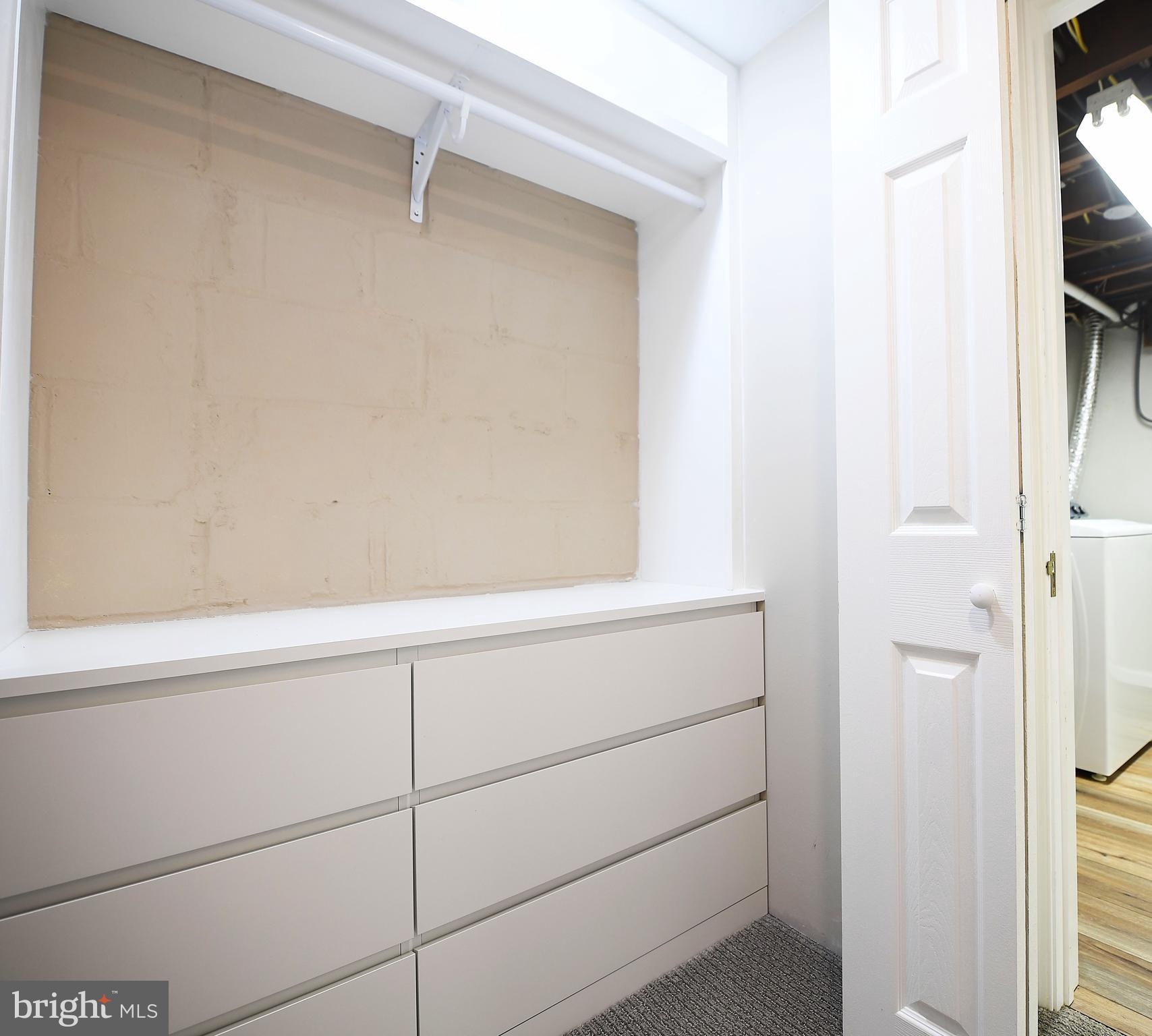 5 Murdock Road Baltimore, MD 21212 - Photo 33 of 48 a close view of closet
