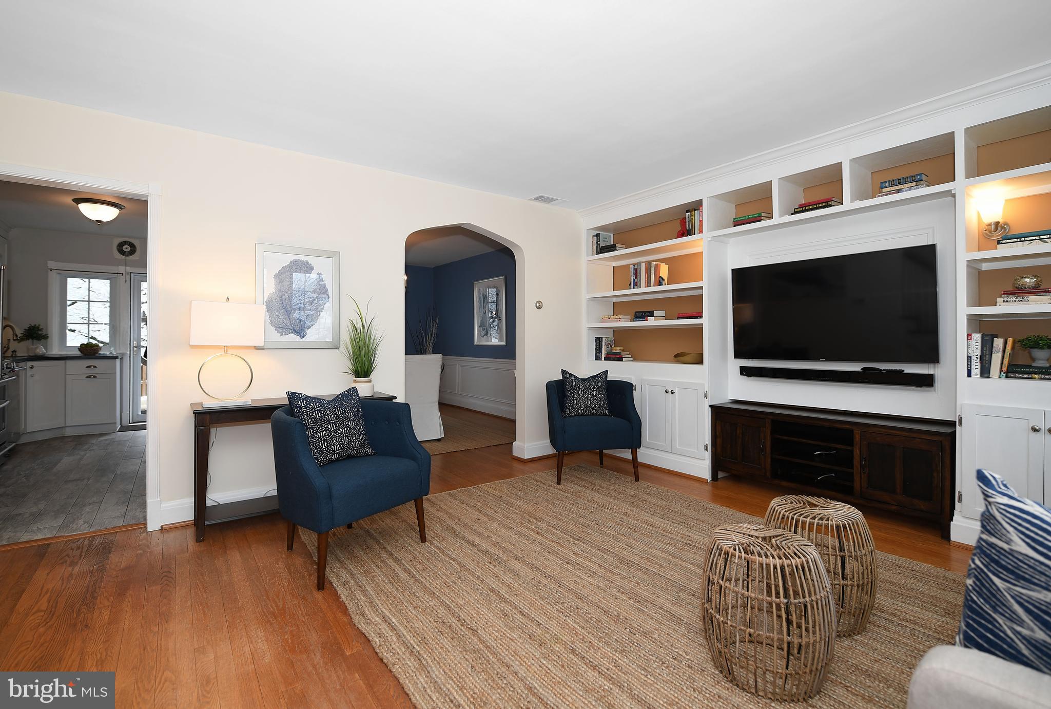 5 Murdock Road Baltimore, MD 21212 - Photo 7 of 48 a living room with furniture and a flat screen tv