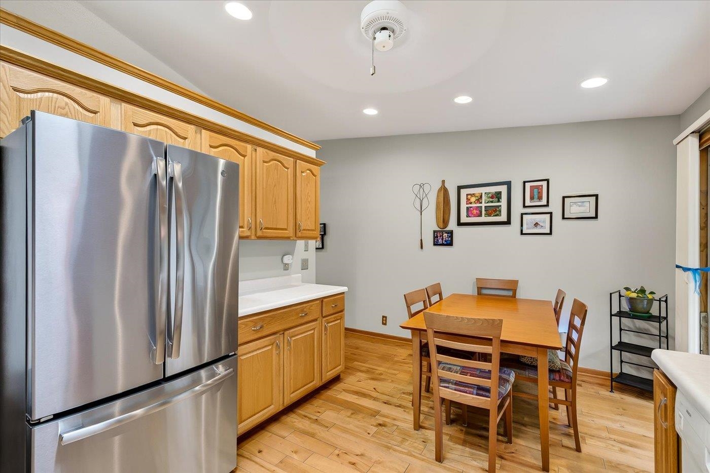3202 Coventry Trail Madison, WI 53713 - Photo 22 of 39