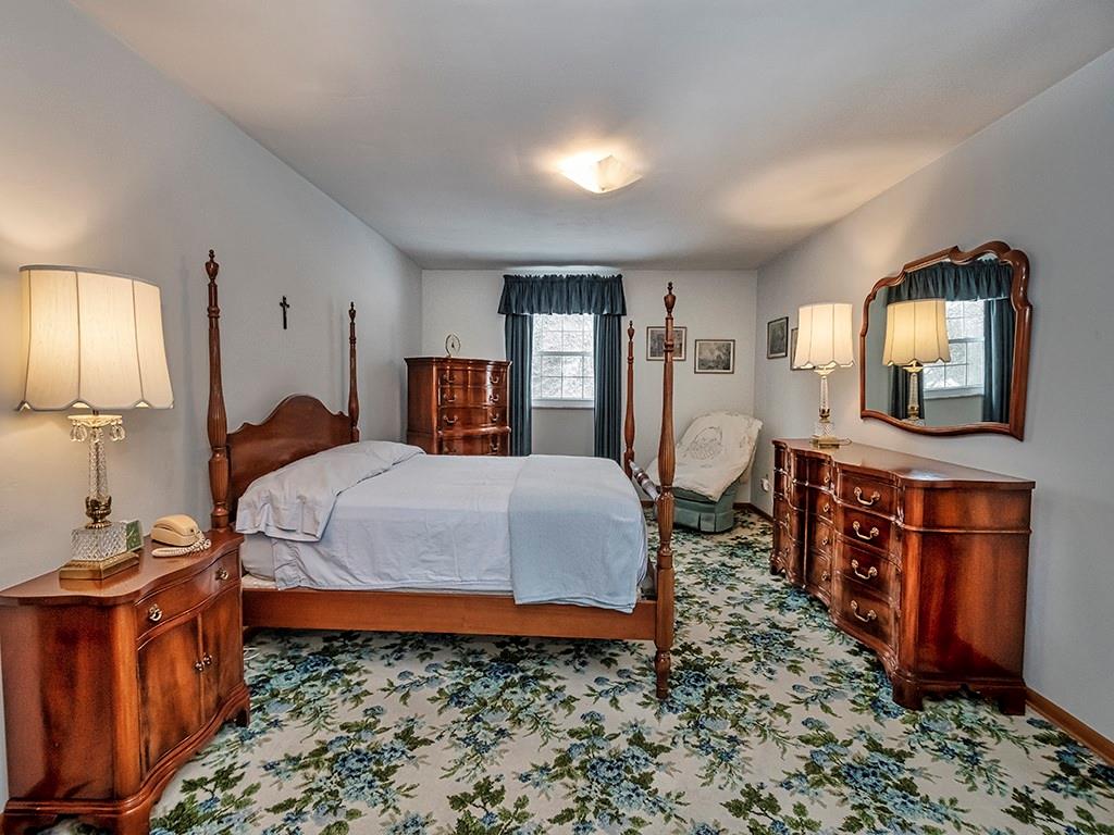 103 White Gate Road Pittsburgh, PA 15238 - Photo 14 of 22 Gallery Image 14