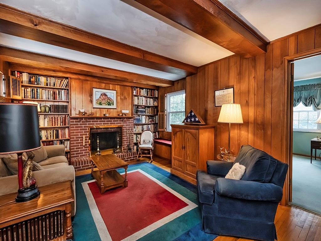 103 White Gate Road Pittsburgh, PA 15238 - Photo 6 of 22 Gallery Image 6