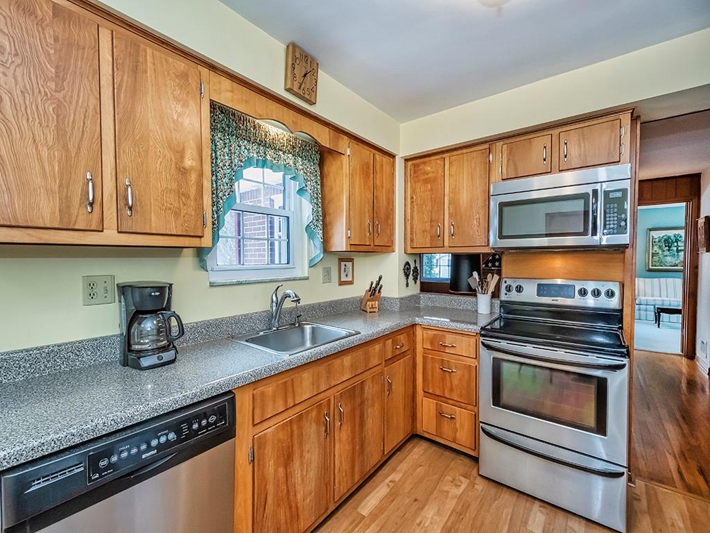 103 White Gate Road Pittsburgh, PA 15238 - Photo 8 of 22 Gallery Image 8