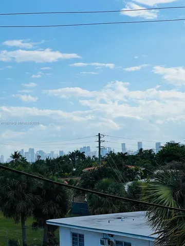 $1,800 | 1780 79th Street Causeway, Unit C312, North Bay Village, FL 33141