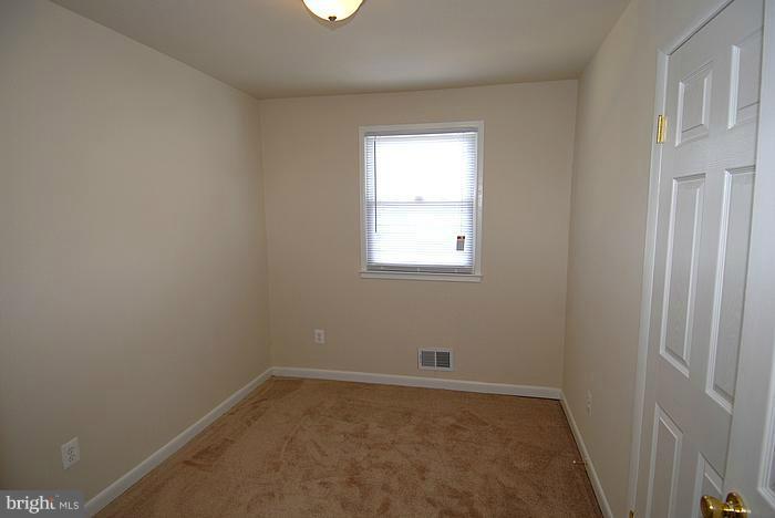 4922 Fable Street Capitol Heights, MD 20743 - Photo 18 of 27 Bedroom