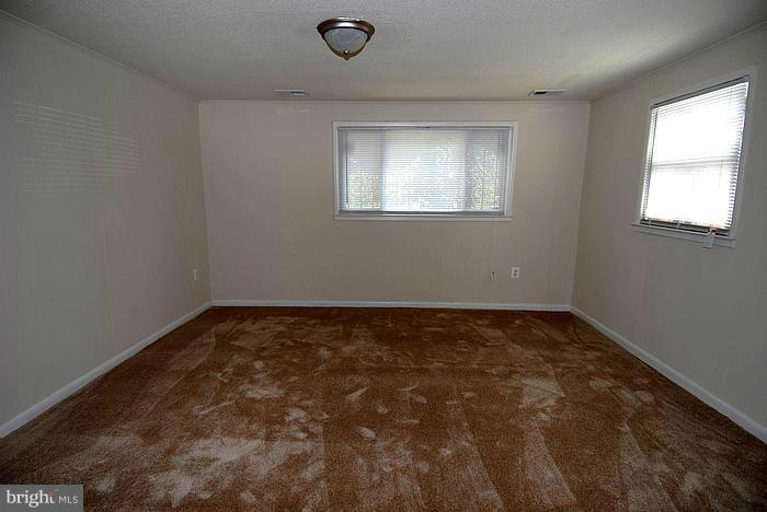 4922 Fable Street Capitol Heights, MD 20743 - Photo 22 of 27 Bedroom