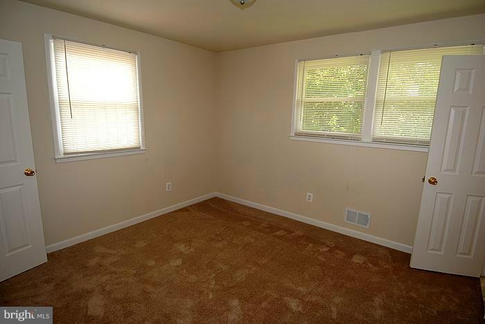 4922 Fable Street Capitol Heights, MD 20743 - Photo 26 of 27 Bedroom