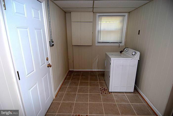 4922 Fable Street Capitol Heights, MD 20743 - Photo 7 of 27 Interior (General)