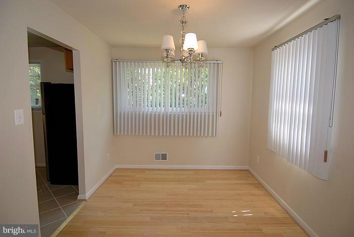 4922 Fable Street Capitol Heights, MD 20743 - Photo 9 of 27 Dining Room