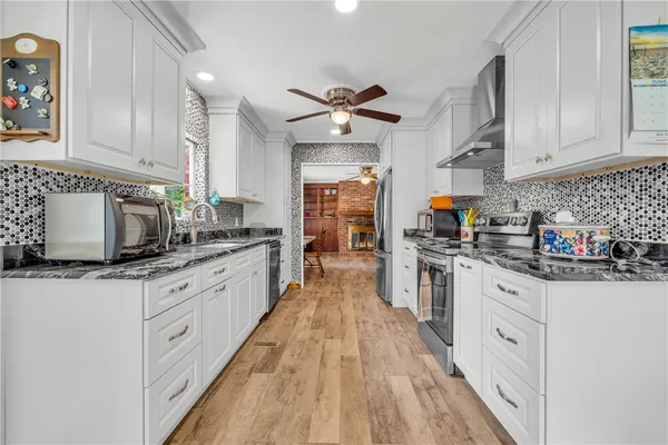 $429,900 | 1399 Lake Jemiki Road, Walhalla, SC 29691