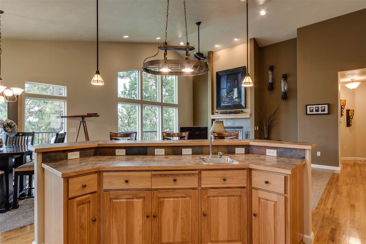 5104 North Riblet View Lane Spokane, WA 99212 - Photo 5 of 20