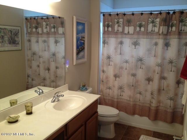 5955 Shadehill Road Jacksonville, FL 32258 - Photo 17 of 21 GUEST BATH