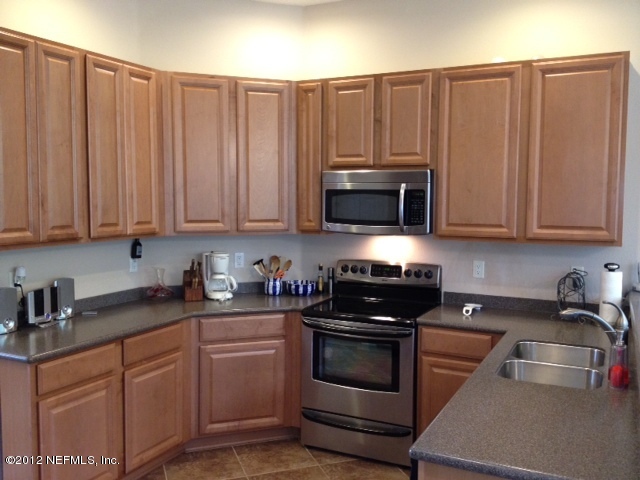 5955 Shadehill Road Jacksonville, FL 32258 - Photo 8 of 21 KITCHEN VIEW 3