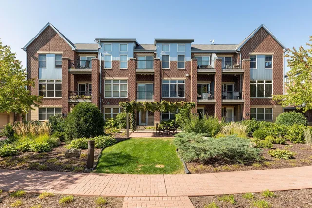 $550,000 | 336 Spring Street, St. Paul, MN 55102