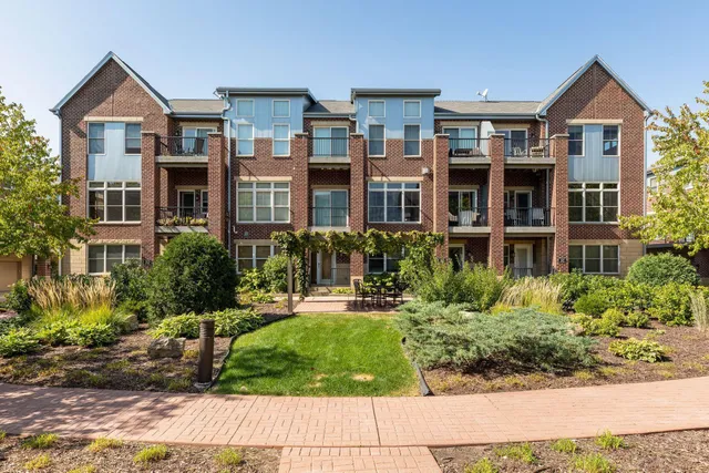 $550,000 | 336 Spring Street, St. Paul, MN 55102