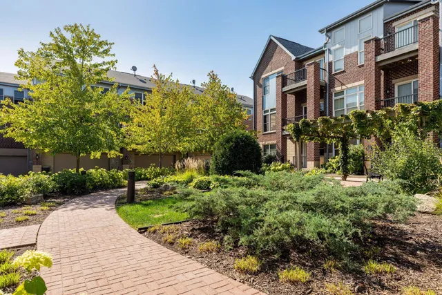 $550,000 | 336 Spring Street, St. Paul, MN 55102