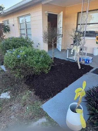 $1,100 | 304 Venetia Avenue, Unit A, North Port, FL 34287