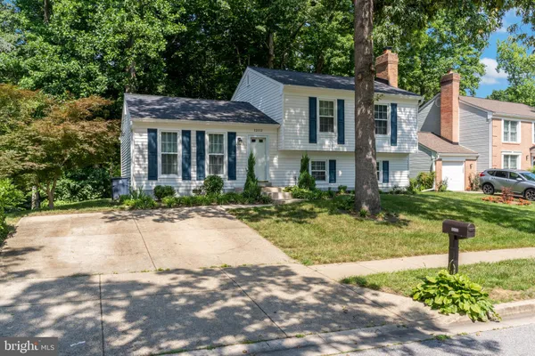 $2,850 | 12112 Amblewood Drive, Laurel, MD 20708