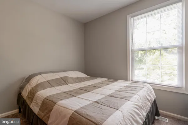 $2,850 | 12112 Amblewood Drive, Laurel, MD 20708