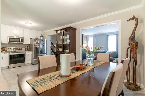 $2,850 | 12112 Amblewood Drive, Laurel, MD 20708