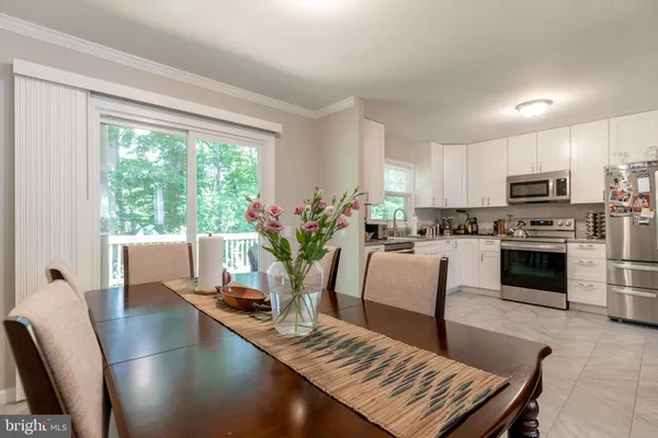 $2,850 | 12112 Amblewood Drive, Laurel, MD 20708