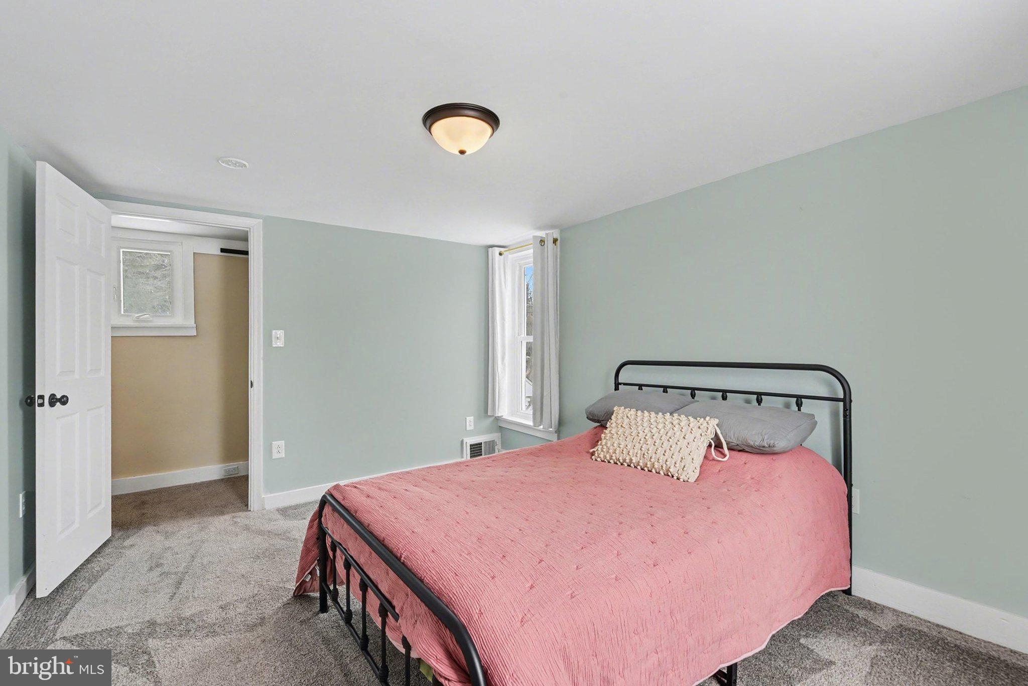 329 Chestnut Street Mount Holly Springs, PA 17065 - Photo 21 of 30