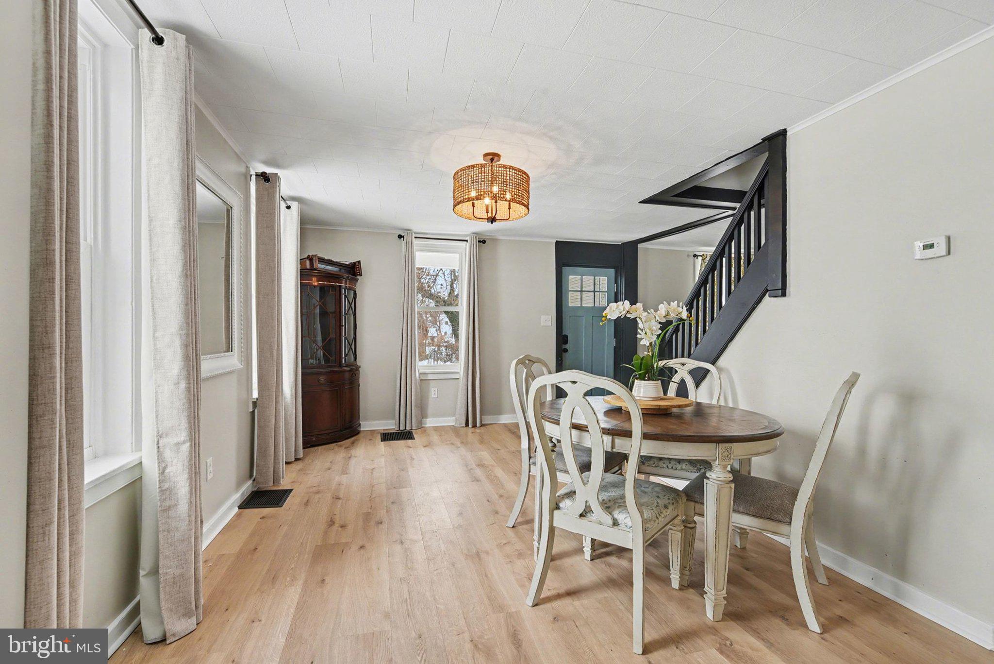 329 Chestnut Street Mount Holly Springs, PA 17065 - Photo 9 of 30