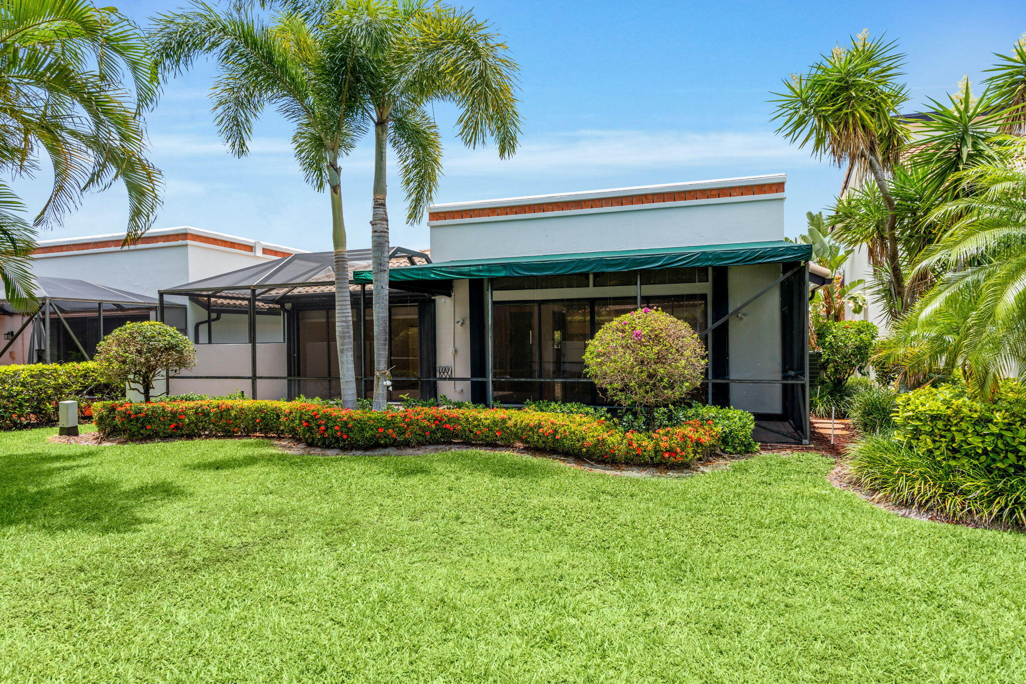 6517 Via Rosa Boca Raton, FL 33433 - Photo 33 of 38 Garden View