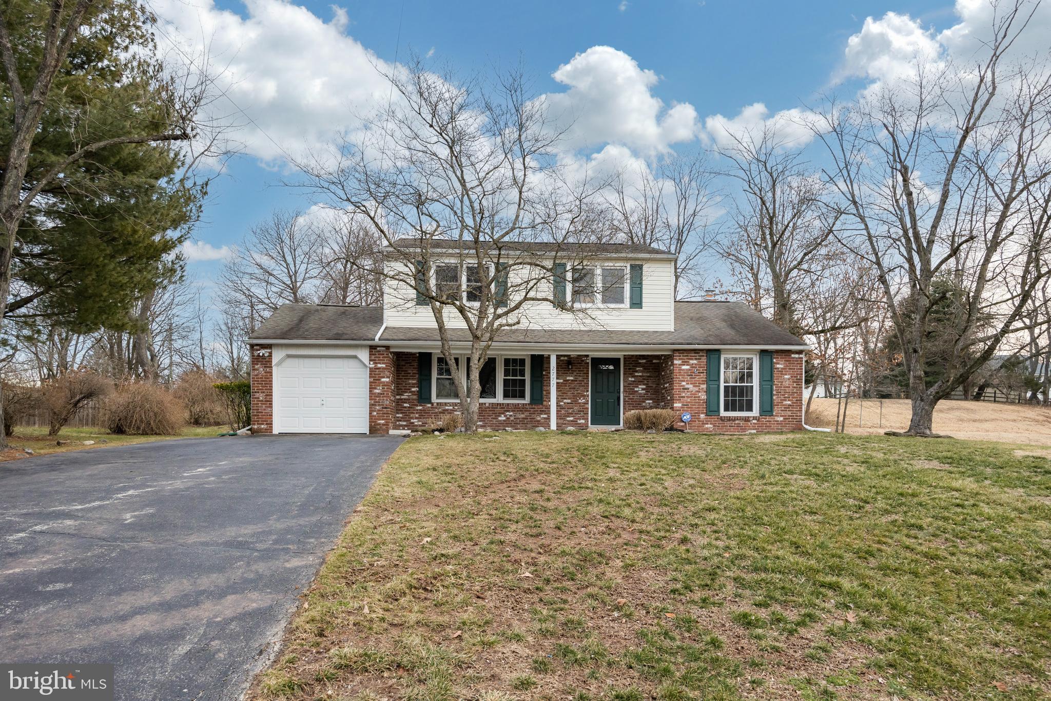 2777 Lantern Lane Audubon, PA 19403 - Photo 2 of 31