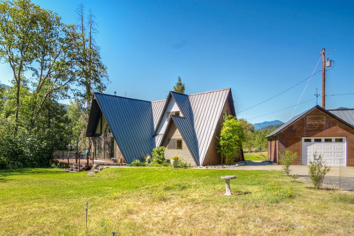 6791 Upper Applegate Road Jacksonville, OR 97530 - Photo 14 of 35 Additional Photo
