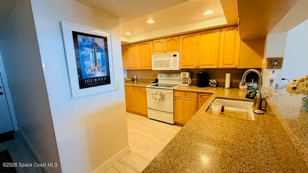 $3,500 | 1860 North Atlantic Avenue, Unit B406, Cocoa Beach, FL 32931