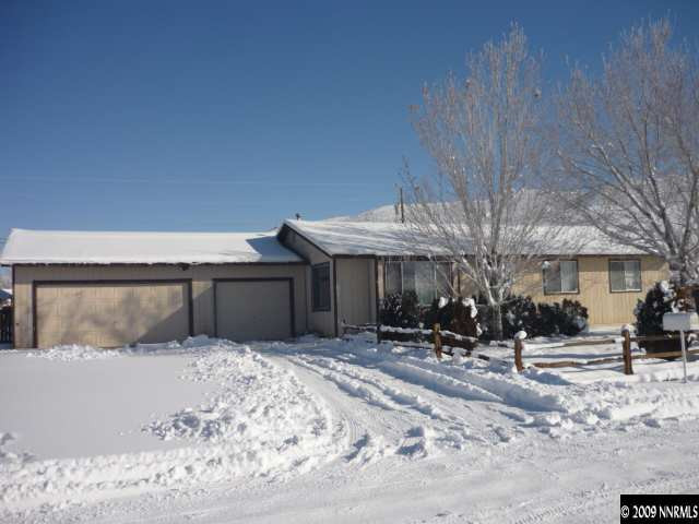 3455 Becard Lane Reno, NV 89508 - Photo 9 of 9 a view of a backyard