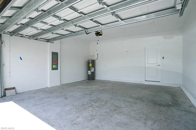 $2,450 | 14984 Palamos Circle, Fort Myers, FL 33905