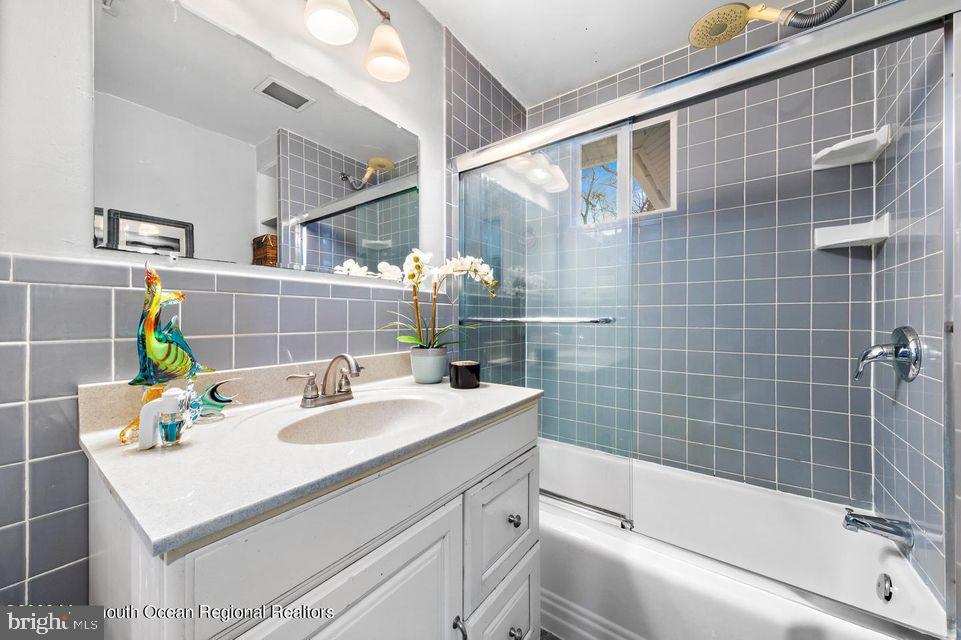 81 Marine Road Waretown, NJ 08758 - Photo 16 of 51 Gallery Image 16