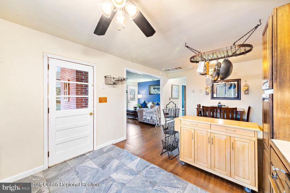 81 Marine Road Waretown, NJ 08758 - Photo 6 of 51 Gallery Image 6