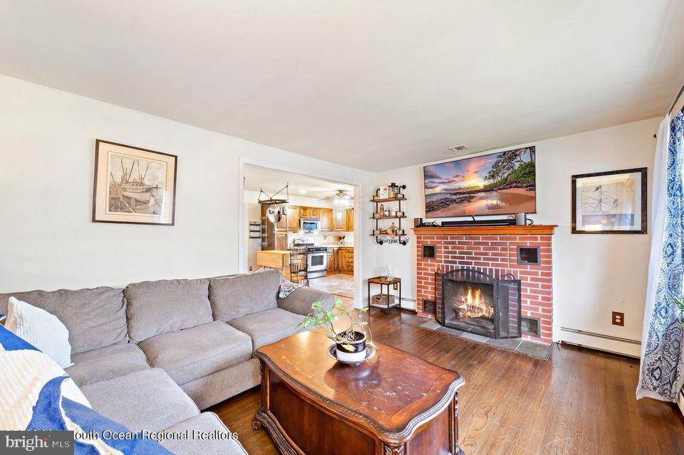 81 Marine Road Waretown, NJ 08758 - Photo 9 of 51 Gallery Image 9