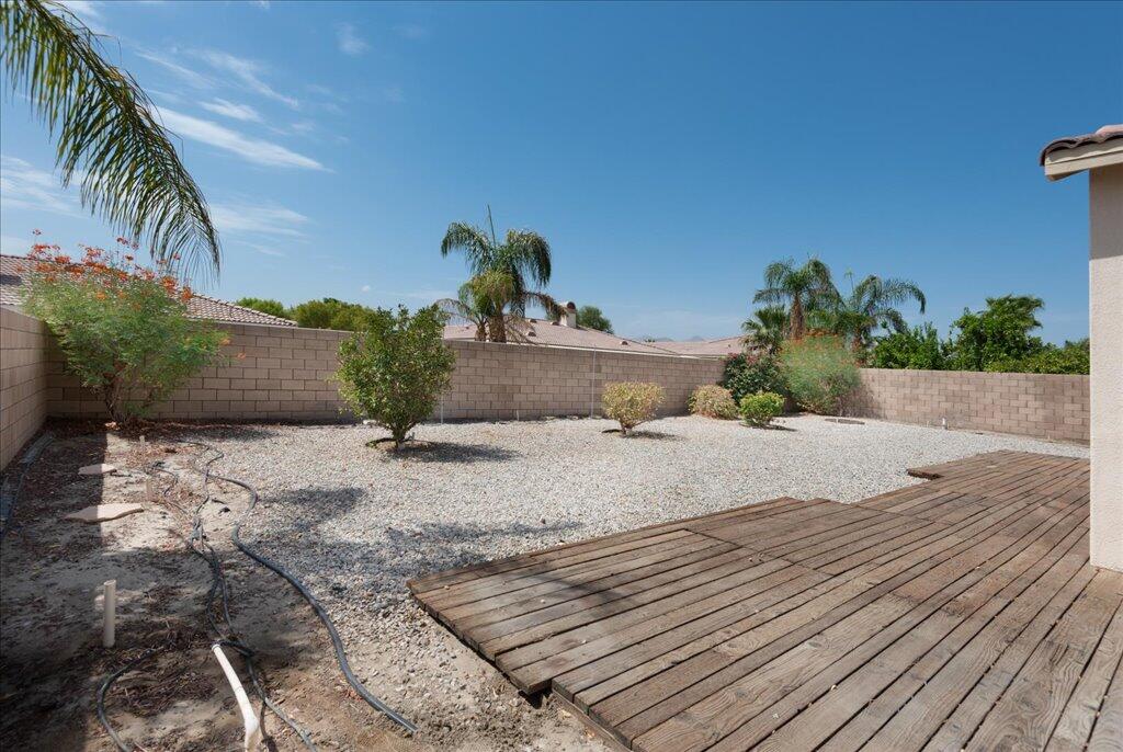 79939 Castille Drive La Quinta, CA 92253 - Photo 34 of 37 34-Back of House