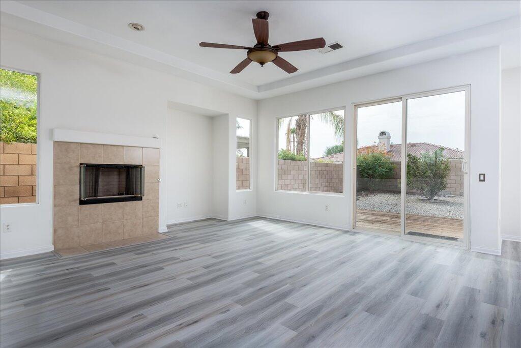79939 Castille Drive La Quinta, CA 92253 - Photo 6 of 37 06-Family Room