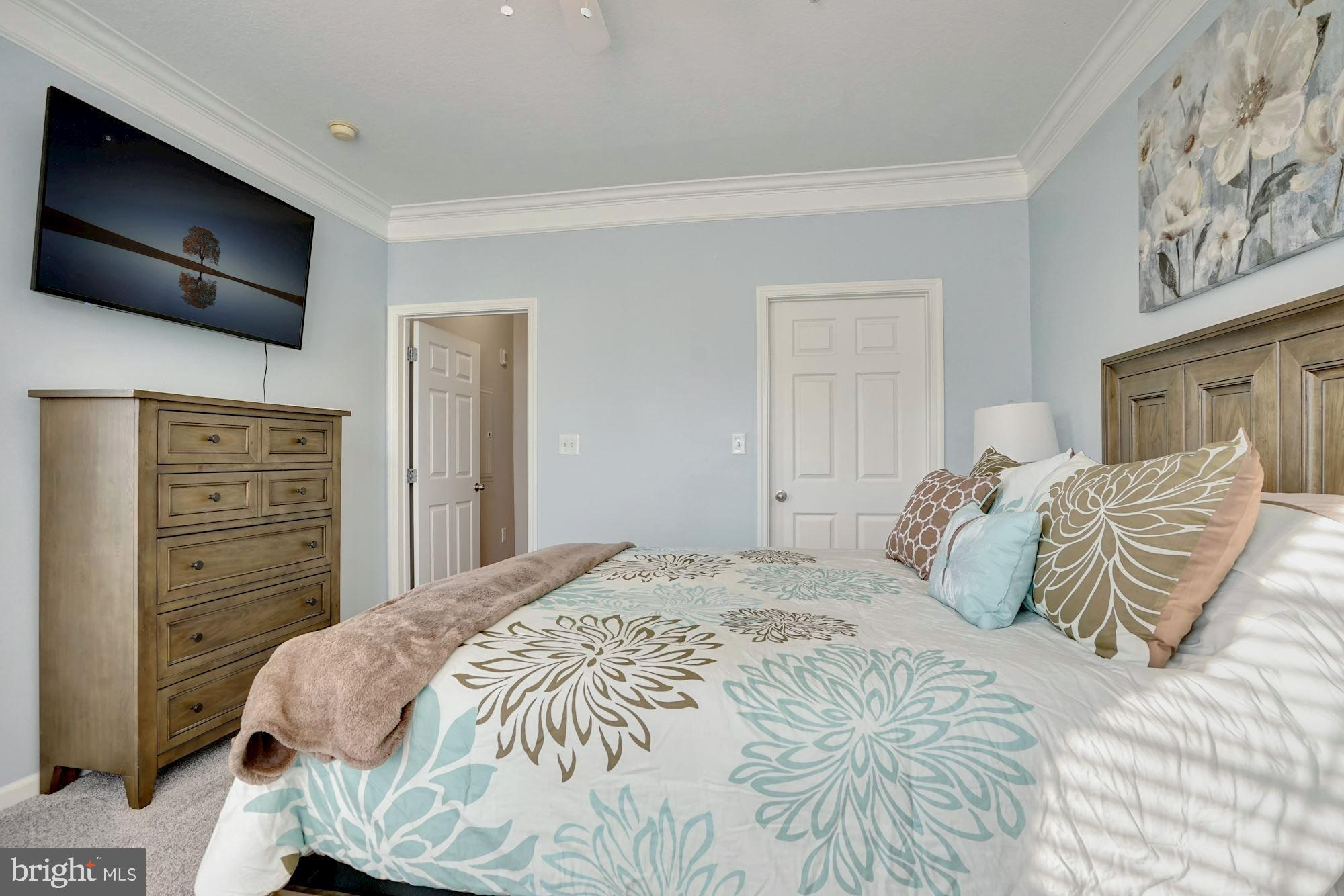 508 Sunset View Terrace Southeast, Unit 302 Leesburg, VA 20175 - Photo 15 of 19