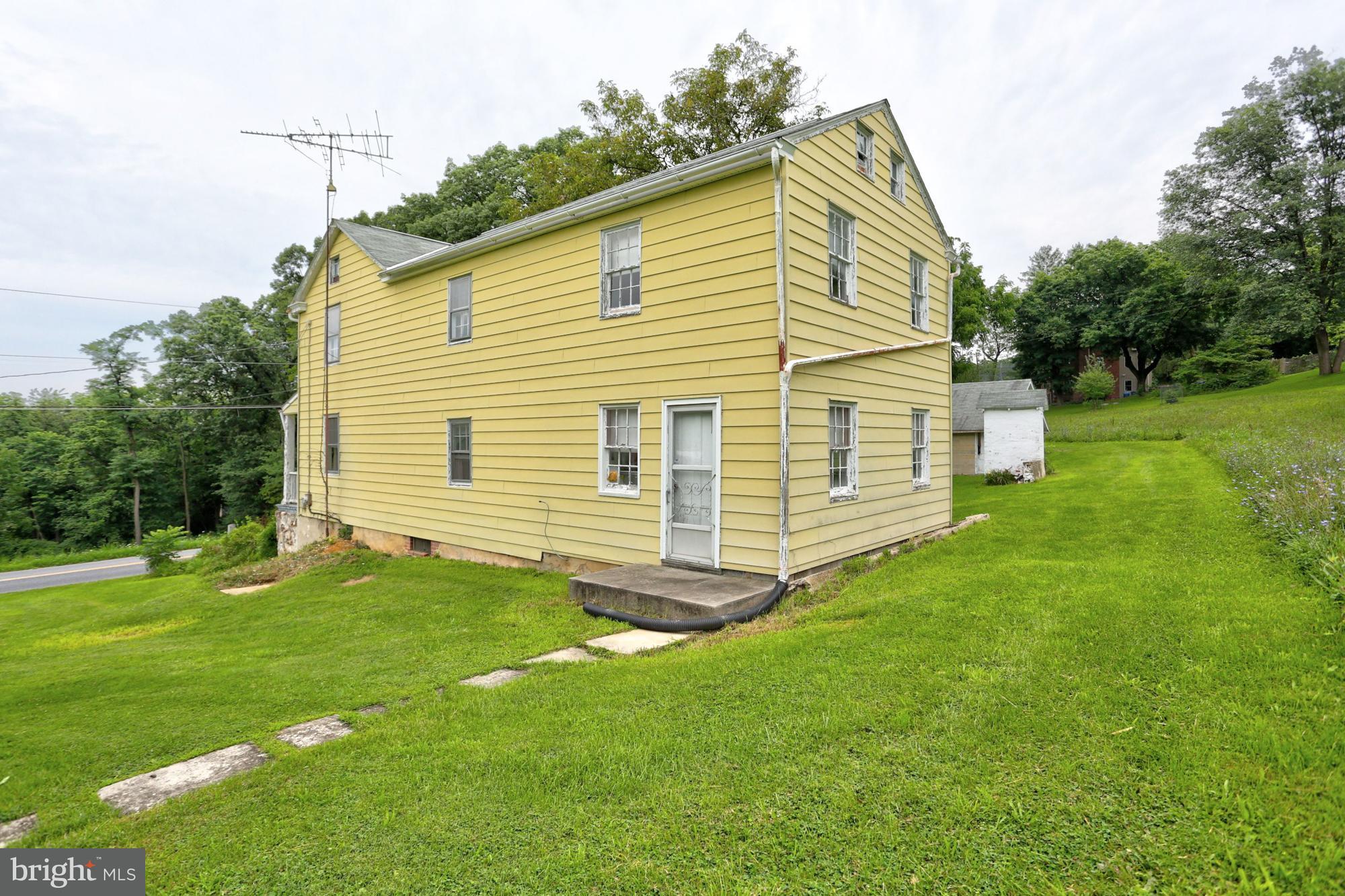 4436 Fairview Road Columbia, PA 17512 - Photo 19 of 22 Gallery Image 19
